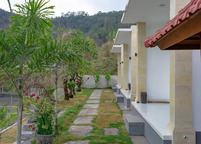 Batur Kencana Mitra Reddoorz 2*