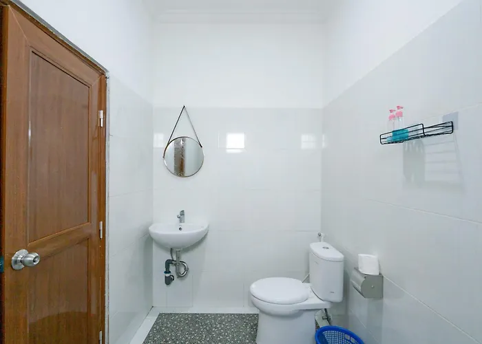 ホテル Batur Kencana Mitra Reddoorz 2*